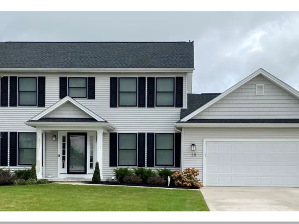 Cole Rd, Orchard Park, NY 14127
