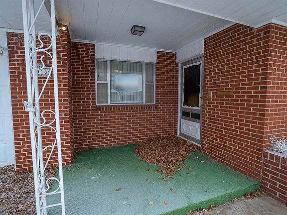 4th image of 1516 Clay Ct