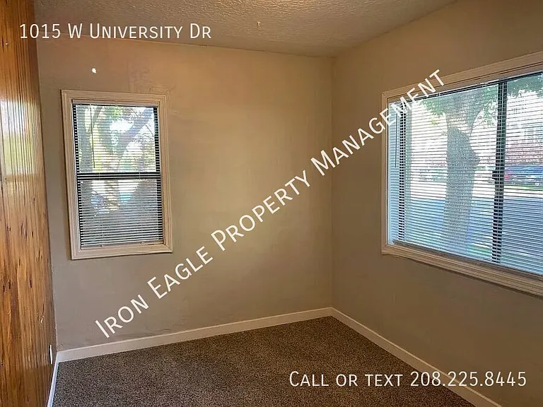 1015 W University Dr — Photo 6