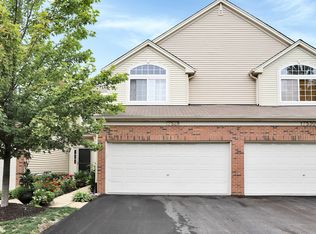 17528 S Gilbert Dr, Lockport, IL 60441