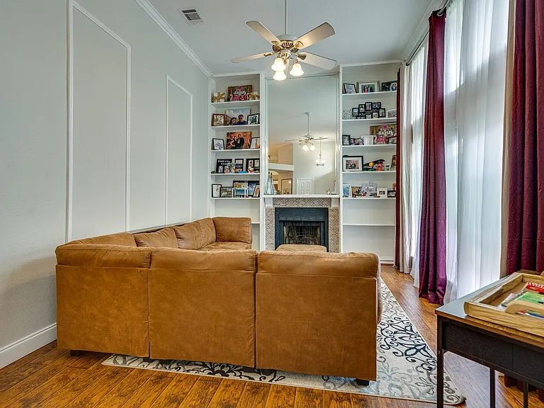 10236 Quest Dr — Photo 7