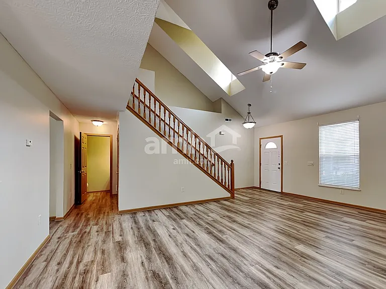 7194 Winterbek Ave — Photo 8