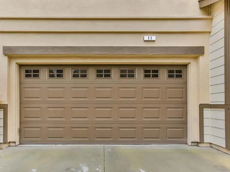 11 Belle Harbor Cir — Photo 23