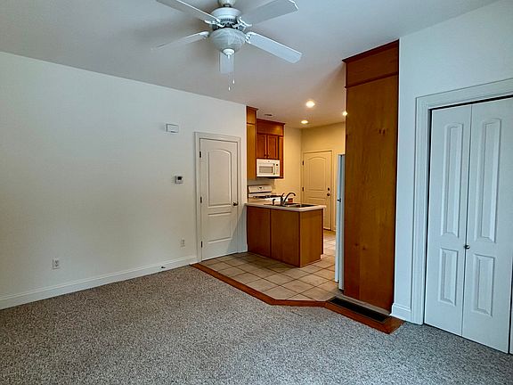 4th image of 5849 Broadway St APT 7