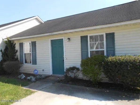 100 Fairview Ln, Richlands, NC 28574