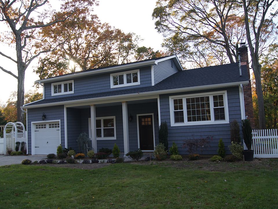 1st image of 128 Vanderbilt Blvd