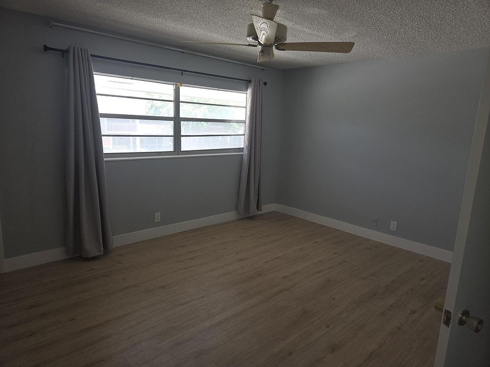 1st image of 2800 NE 14th St #217