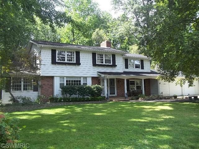 1st image of 110 Edgebrook Dr