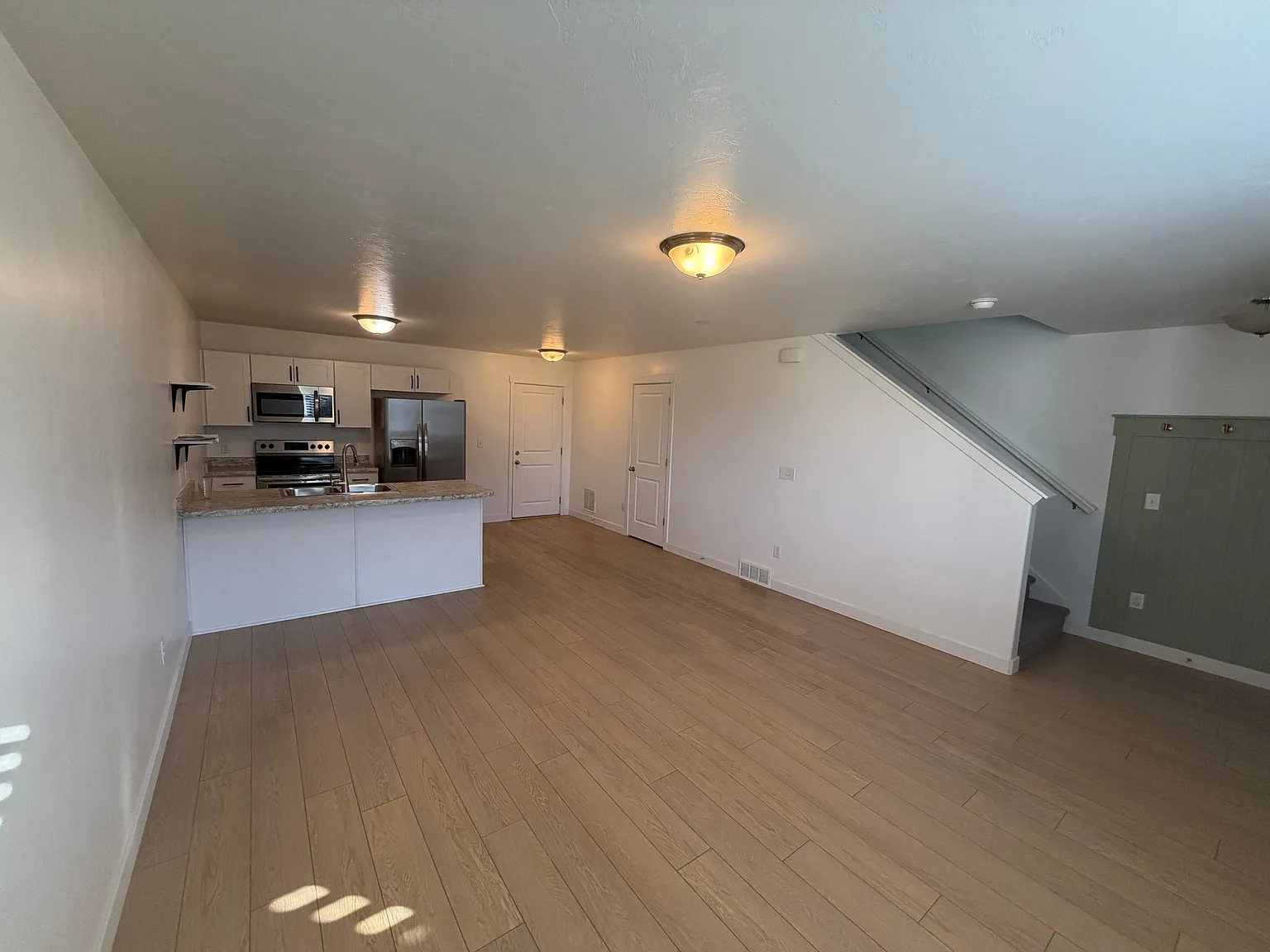 3 Bed 2 Bath Townhome — Photo 3