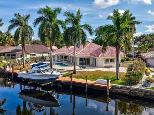 5517 Bayview Dr, Fort Lauderdale, FL 33308