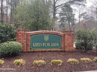 112 Red Fox Run Dr, Wallace, NC 28466