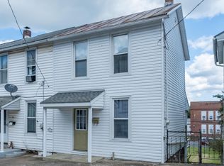 30 N 5th St, Newport, PA 17074