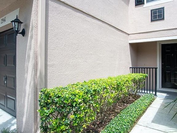 3rd image of 2941 Ashford Park Pl