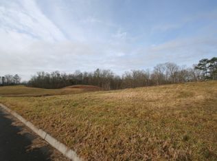 120 Labrador Way, Bluff City, TN 37618