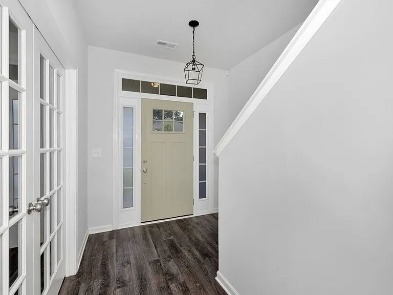 171 Kingswood Dr — Photo 24