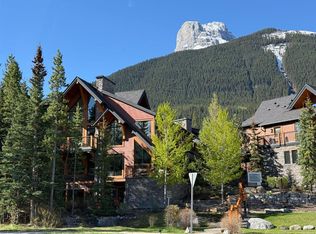 101 E Stewart Creek Lndg #5102, Canmore, AB T1W 0E3