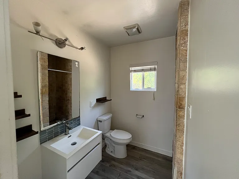 3349 Isabel Dr — Photo 4