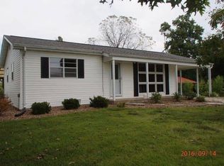 362 Gravens Rd, Troy, MO 63379