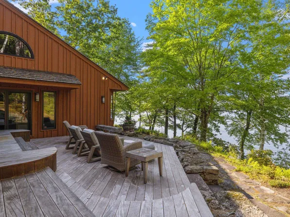 158 Cromwell Point Road, Holderness, NH 03245