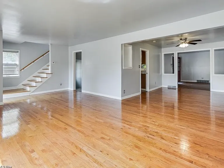 2348 Saybrook Rd — Photo 8