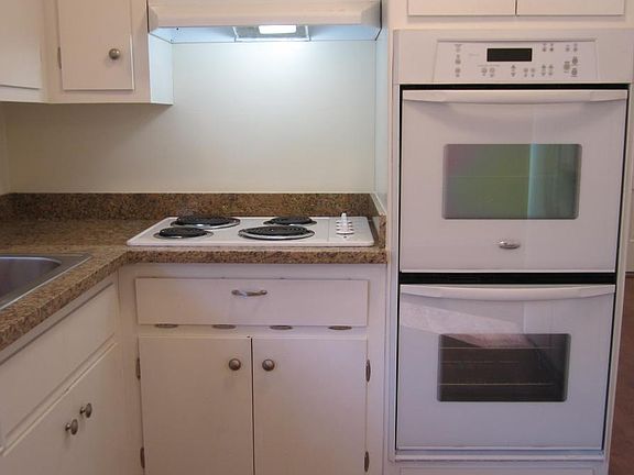 5th image of 242 Grand Blvd APT 1