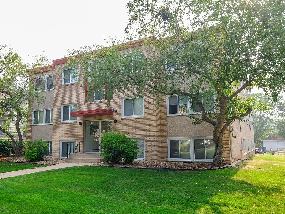Pleasant Ave Apartments