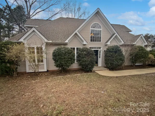 12064 Spinnaker Dr, Tega Cay, SC 29708