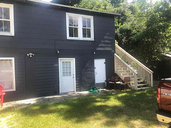 2nd image of 322 W 8th Ave