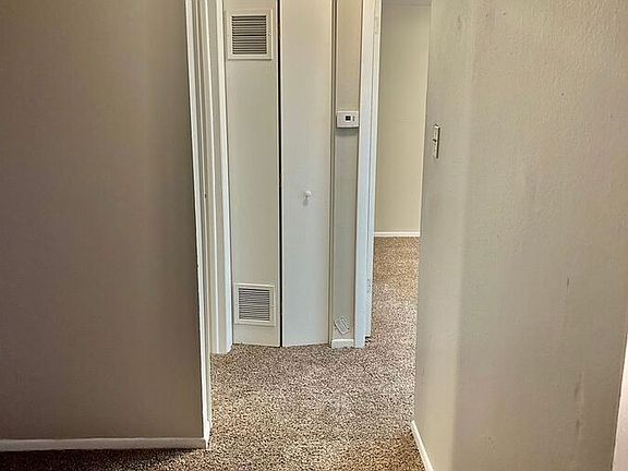 2nd image of 1809 Eagle View Dr APT 1