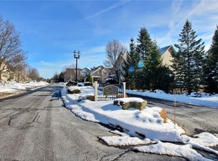 Sl 32 River Trl, Cleveland, OH 44124