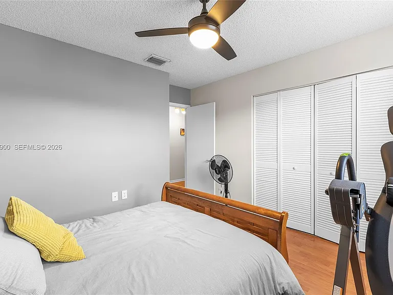 12614 NW 12th Ct — Photo 23