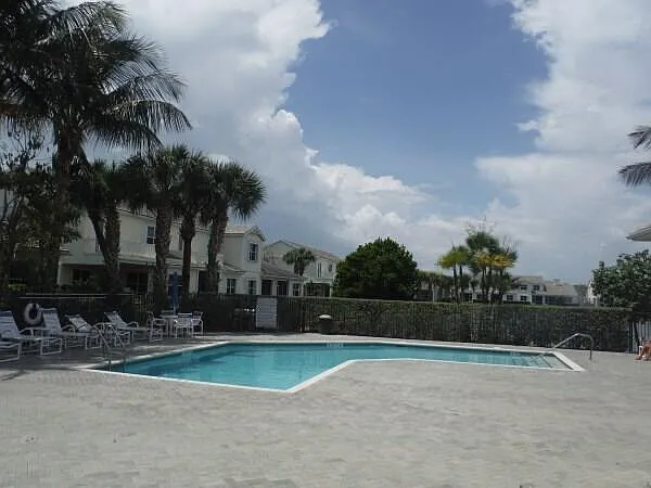 906 Mariner Bay Blvd — Photo 41