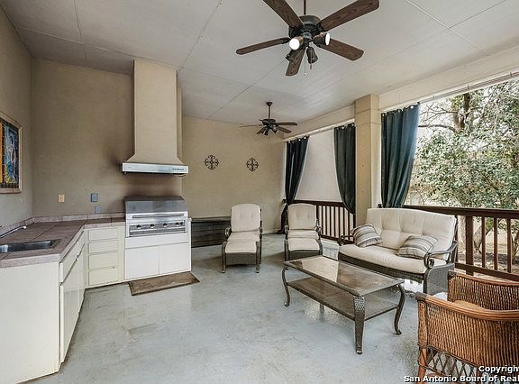 3rd image of 25206 Doral Crst