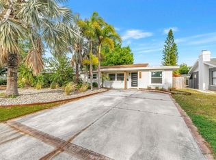 9045 3rd St N, Saint Petersburg, FL 33702