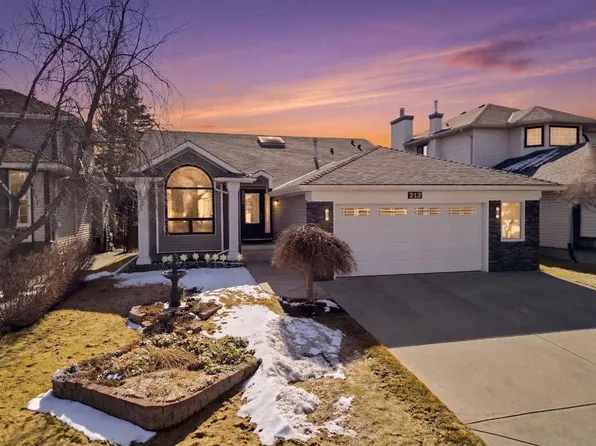 213 N Douglasbank Mews SE, Calgary, AB T2Z 2K2