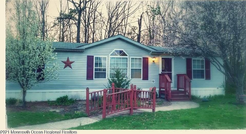 1st image of 1059 Ocean Heights Avenue #1218