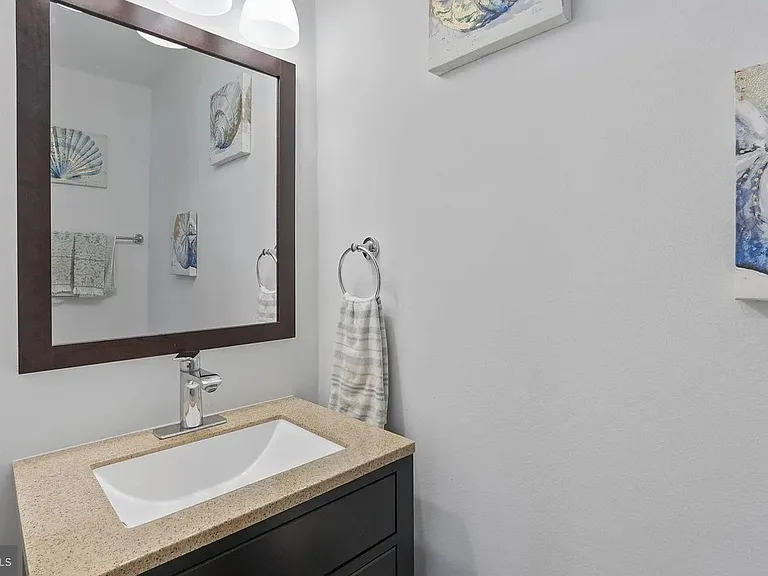 7680 Wolford Way — Photo 10