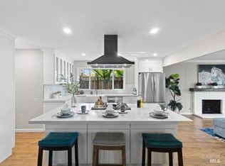 1079 Century Ct, Napa, CA 94558