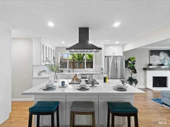 1079 Century Court, Napa, CA 94558