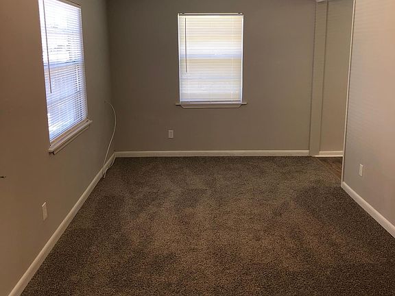 4th image of 1328 Lake Shore Blvd #1