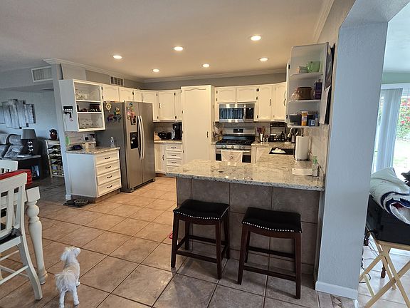 2nd image of 8348 E Weldon Ave
