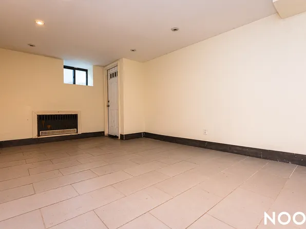 243 Irving Avenue image 13 of 17