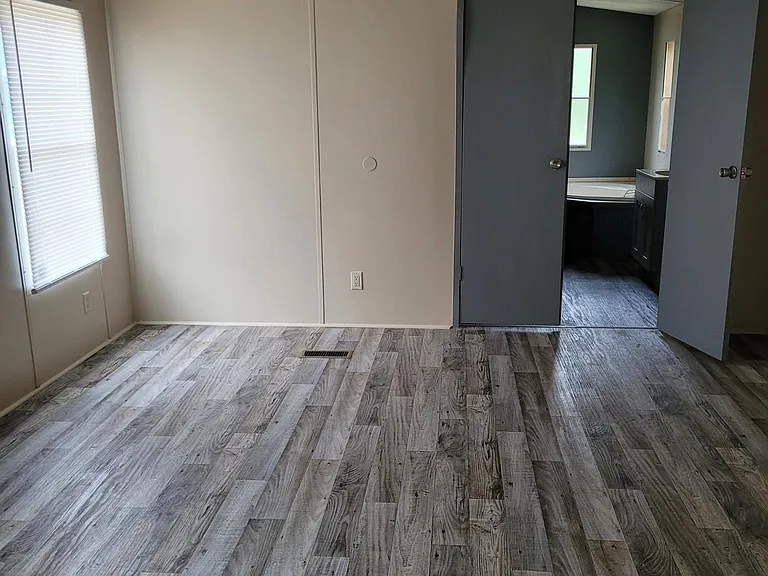 1215 Sherrie Cir #1215 — Photo 5