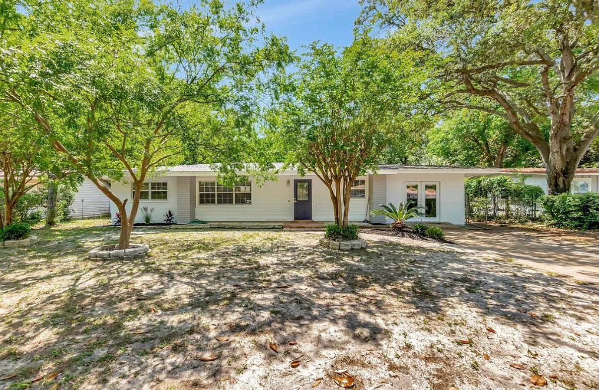 3 bed, 1866 sqft, $2,750 — Photo 1