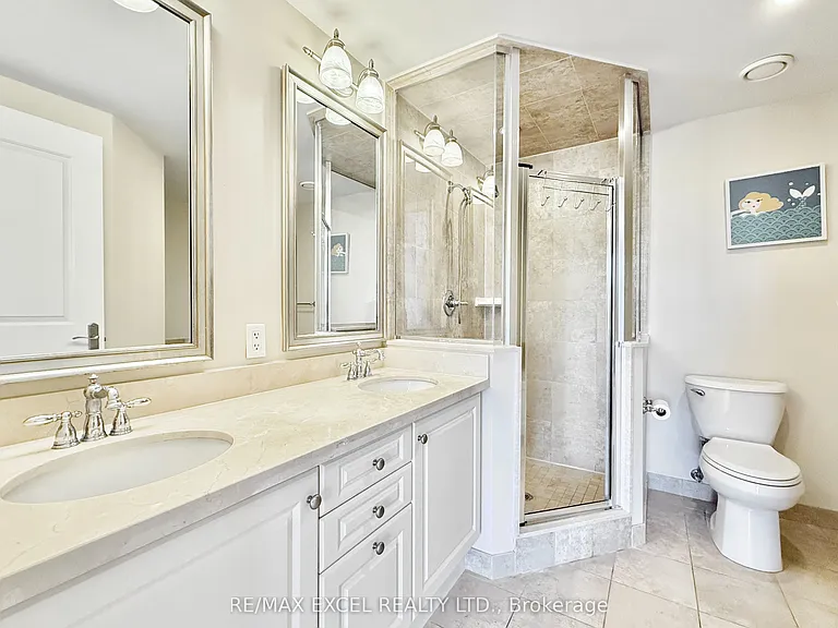 10101 N Yonge St #408 — Photo 30