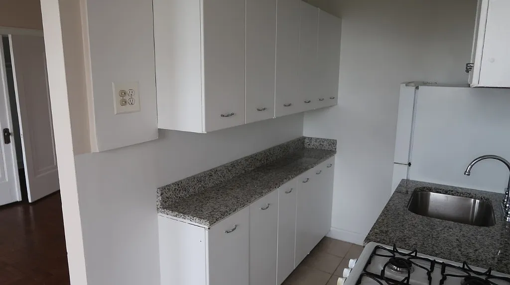 2 bed, 1.0 bath, 1000 sqft, $1,850 — Photo 4