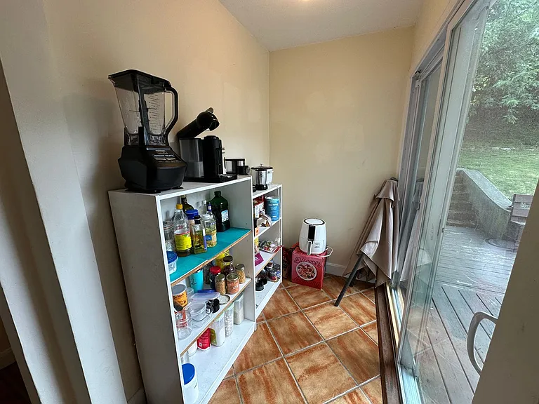 115 Bigelow St — Photo 8