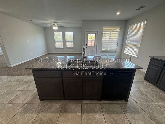 3rd image of 4928 Sugarcane Ln