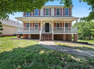 2910 Bridgeport Dr, Winston Salem, NC 27103