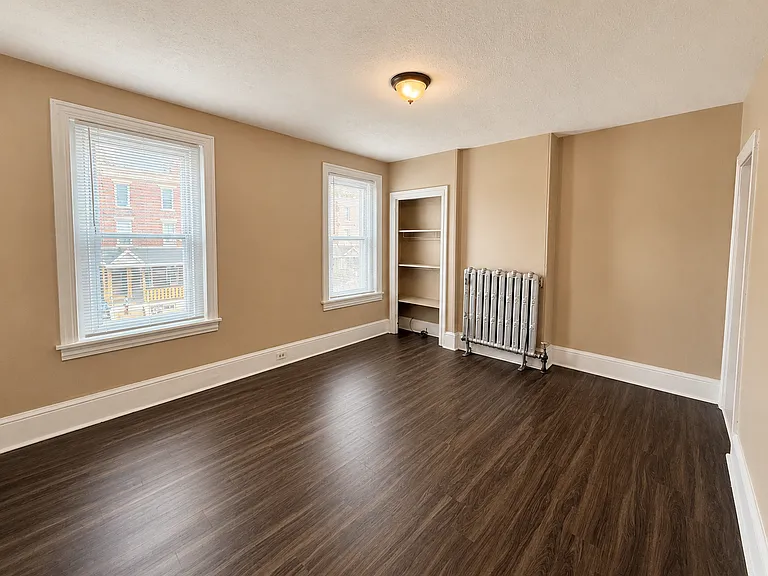 1213 Powell St #2 — Photo 10